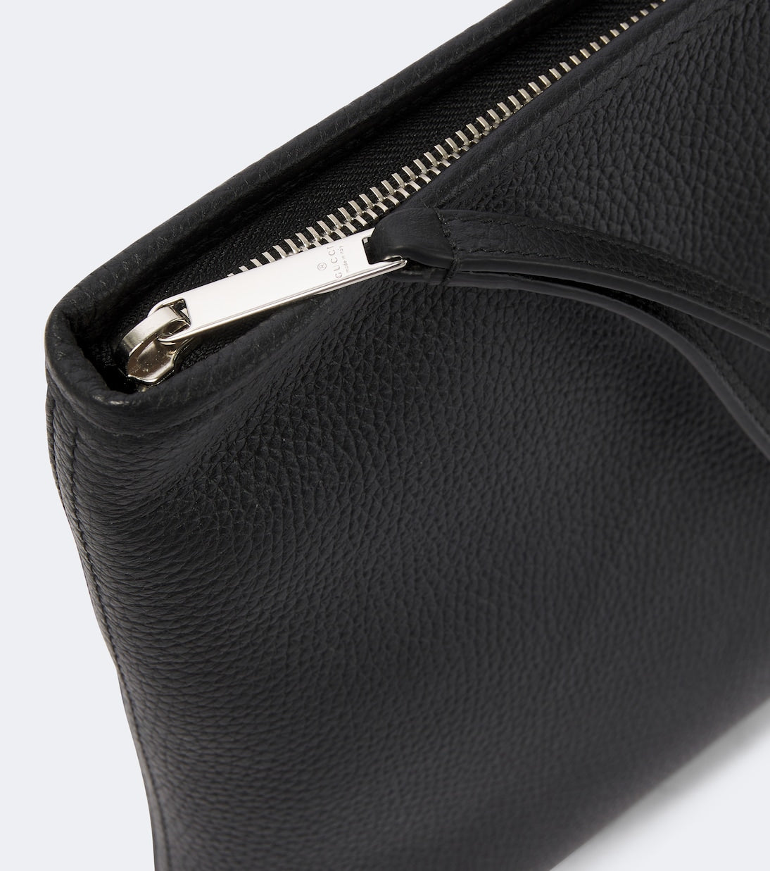 Gucci - Medium leather pouch