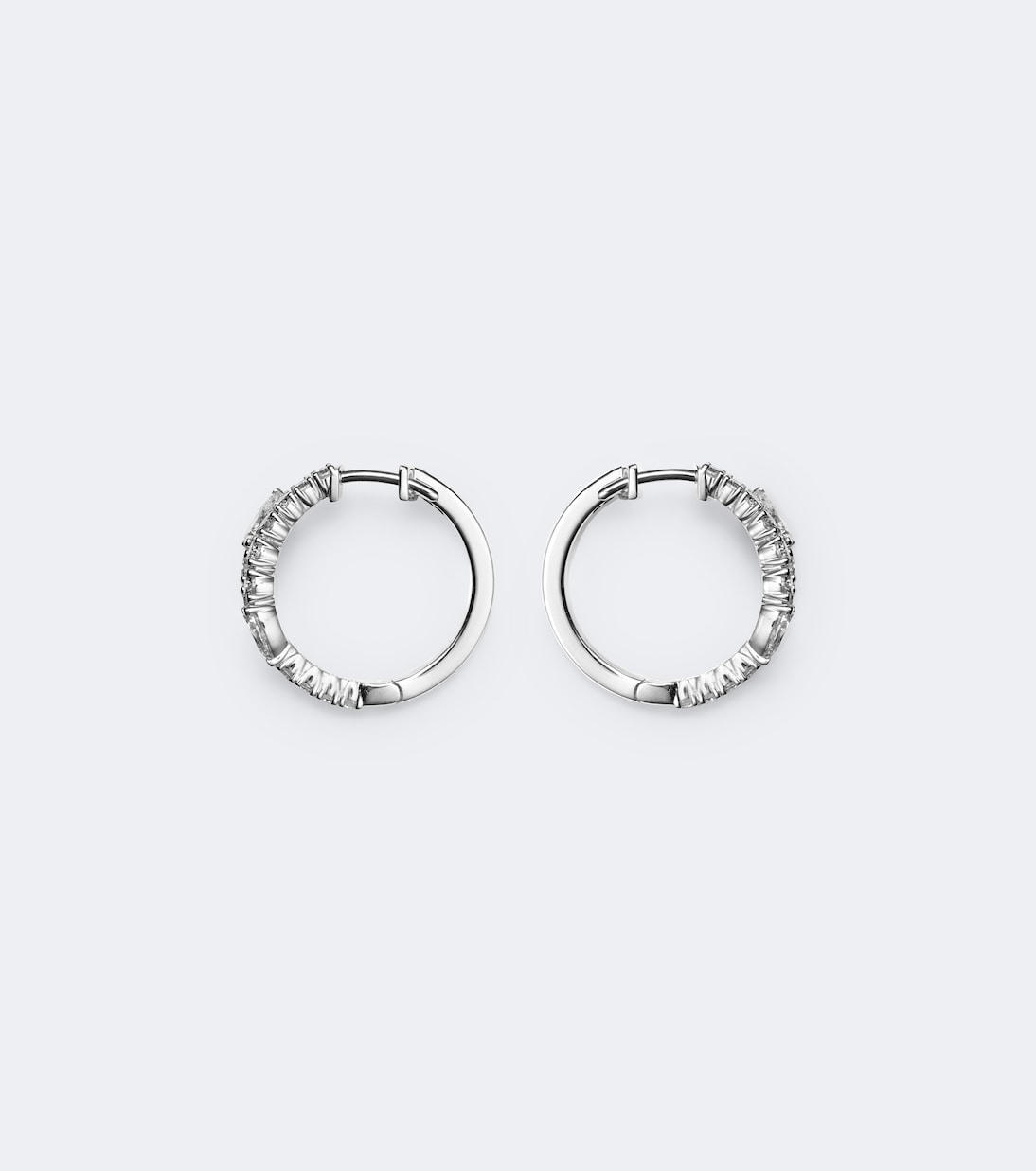 Bucherer Fine Jewellery - Diamond Twist 18kt white gold earrings with diamonds