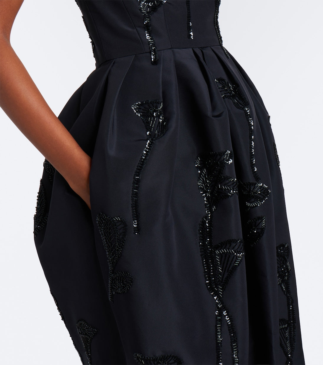 Carolina Herrera - Embellished strapless silk bustier gown