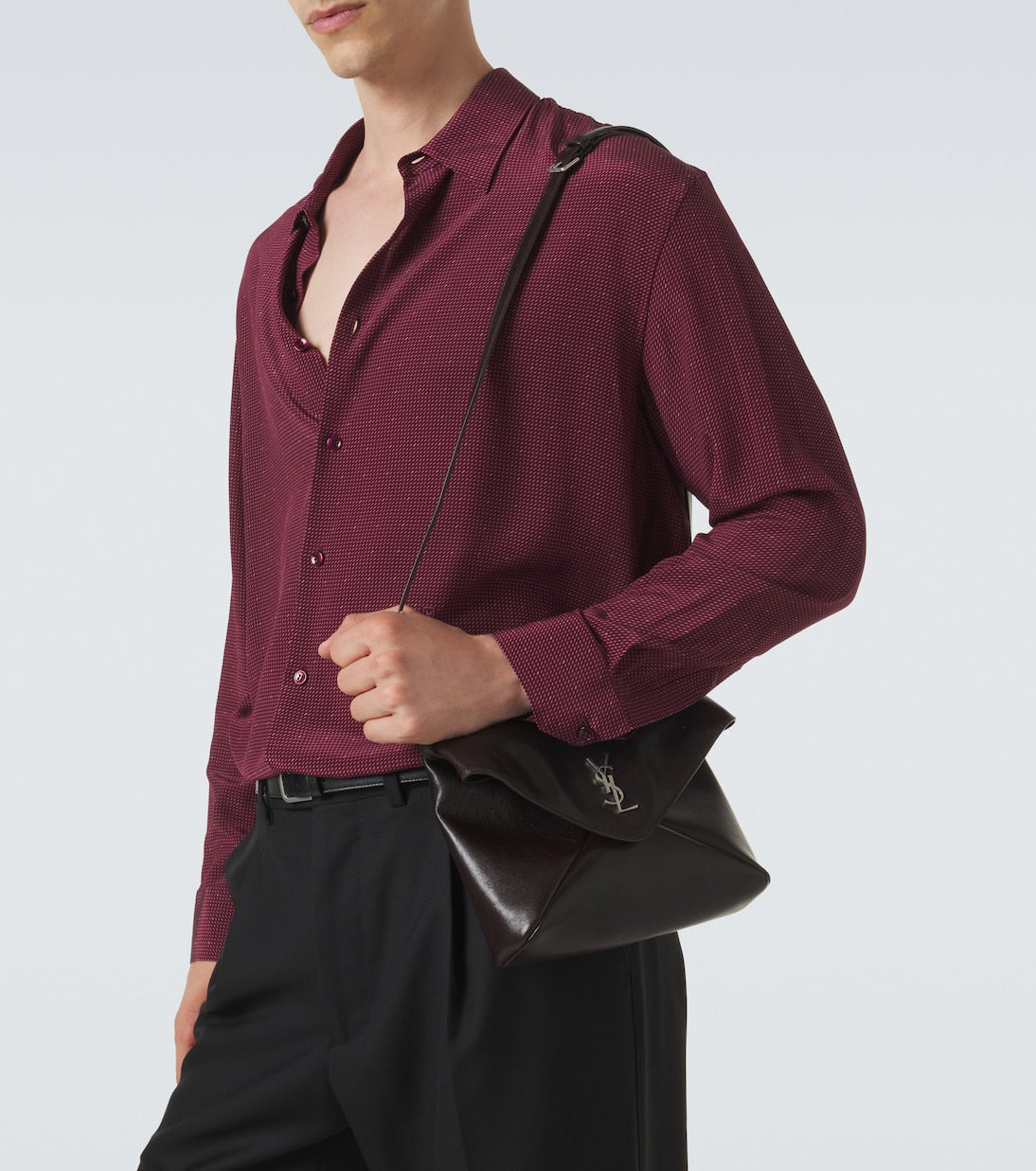 Saint Laurent - Cassandre Envelope leather messenger bag