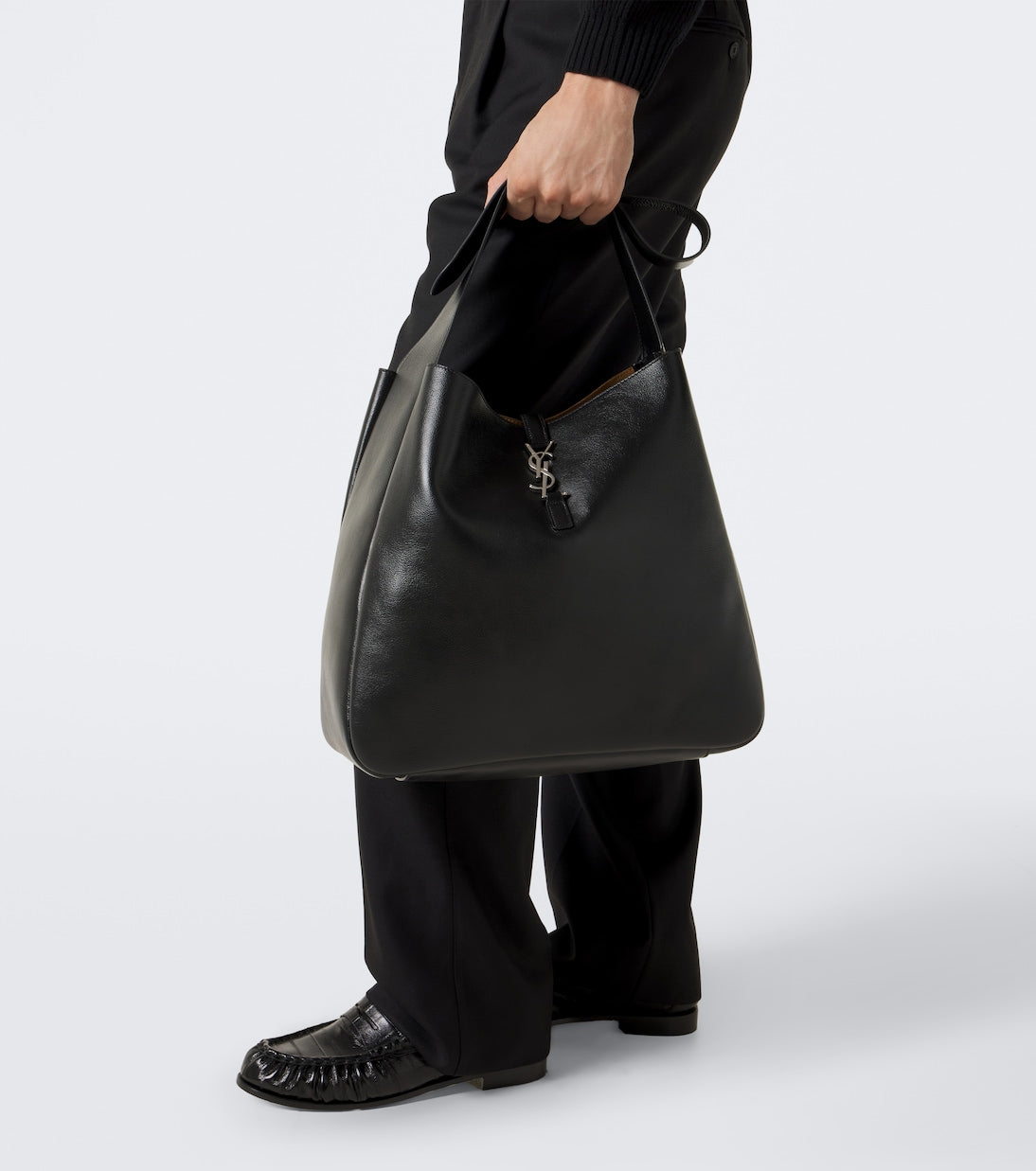 Saint Laurent - Le 5 à 7 Maxi leather shoulder bag
