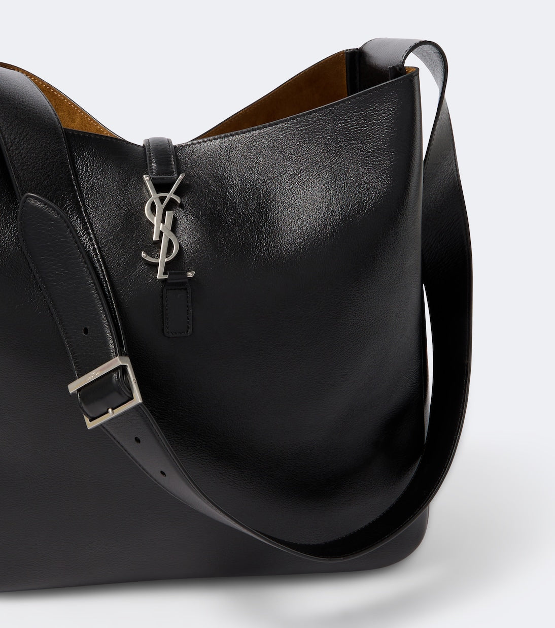 Saint Laurent - Le 5 à 7 Maxi leather shoulder bag