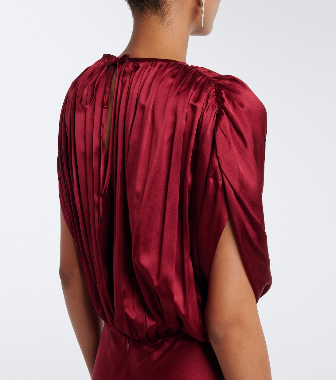 Tove - Coco silk satin gown