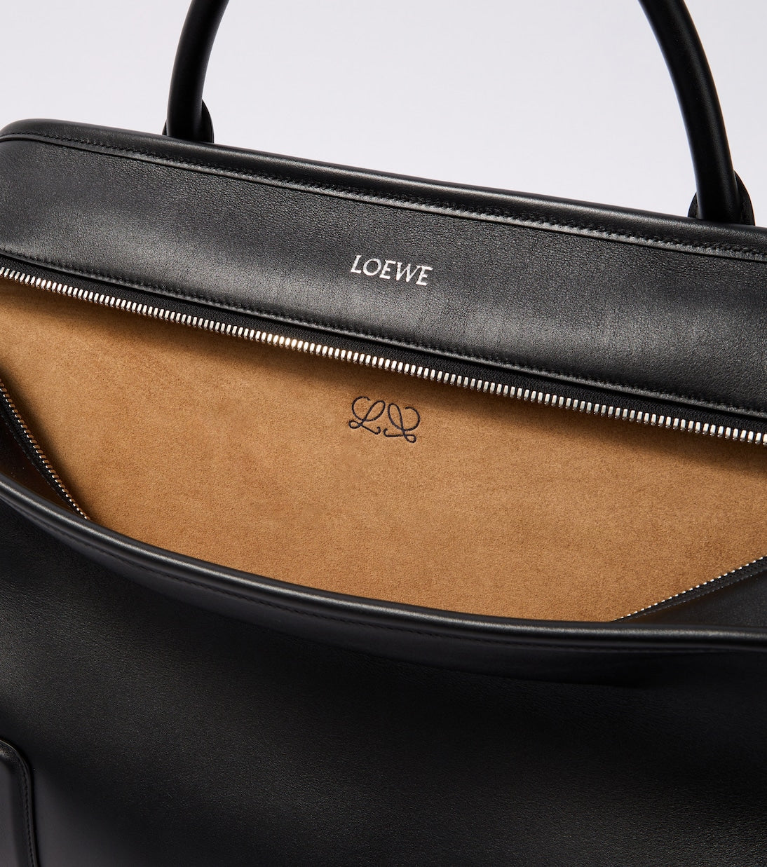Loewe - Amazona 180 XL leather top-handle bag