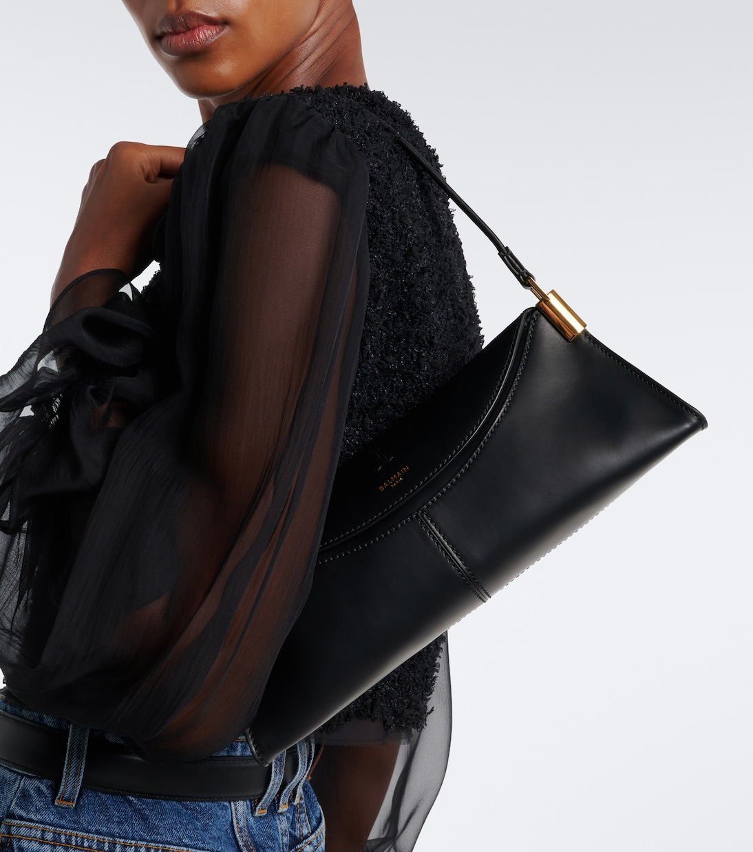 Balmain - 64-83 Small leather shoulder bag