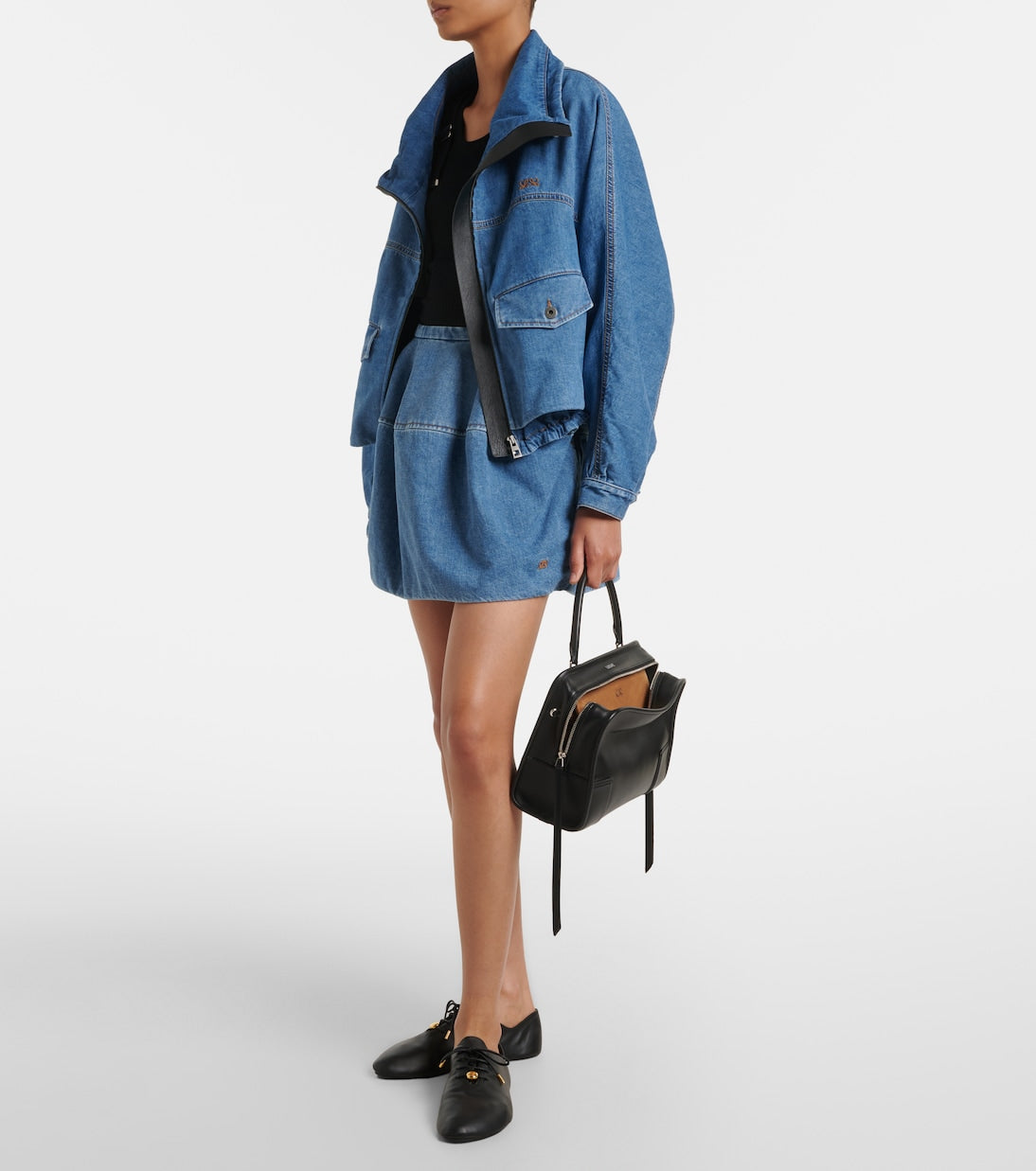 Loewe - Amazona 180 Medium leather top-handle bag