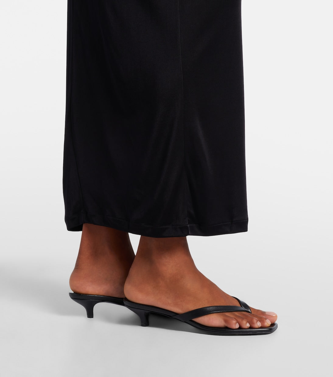 Adriana Degreas - Floral-appliqué halterneck maxi dress