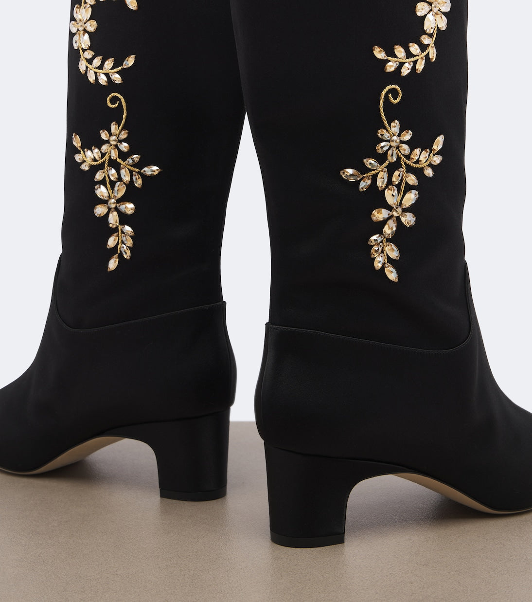Manolo Blahnik - Dispasa embellished satin knee-high boots