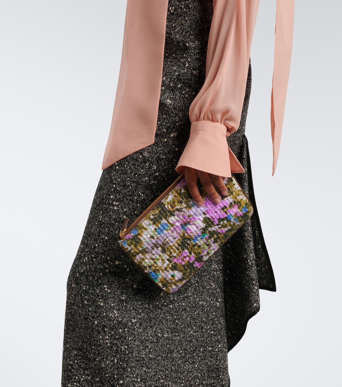 Valentino Garavani - VLogo floral jacquard pouch