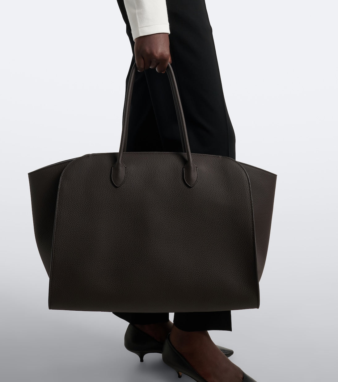 The Row - Marlo 17 leather tote bag