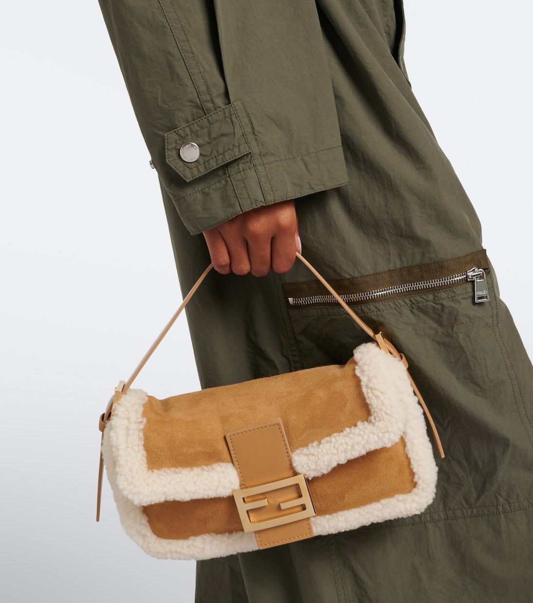 Fendi - Baguette® 26424 Small suede shoulder bag
