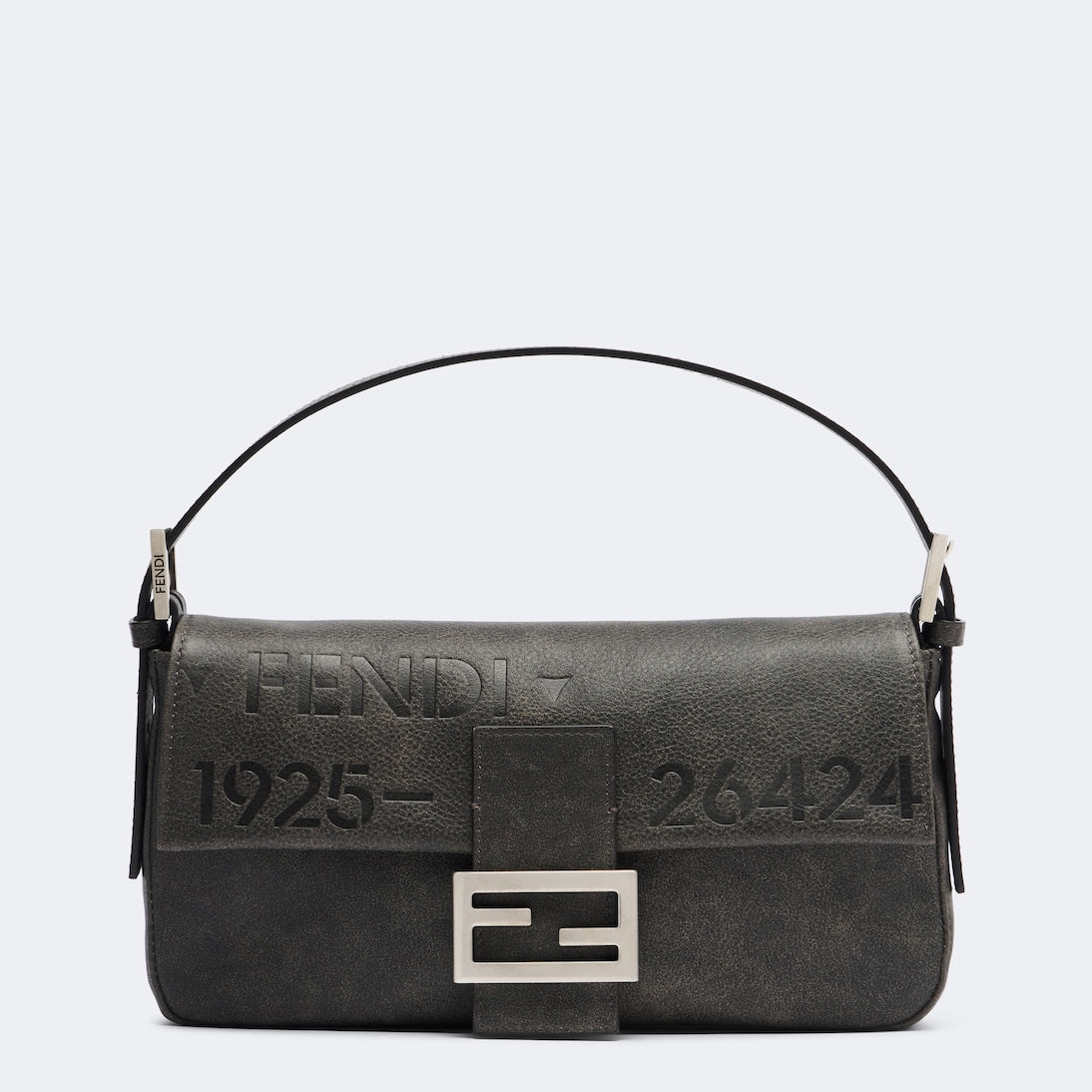 Fendi - Baguette® 26424 leather shoulder bag