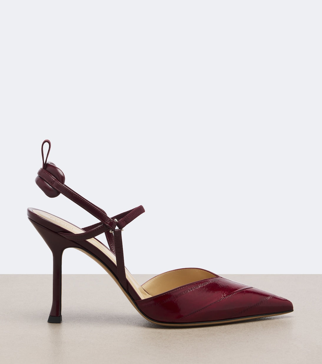 Fendi - Very Colibrì leather slingback pumps