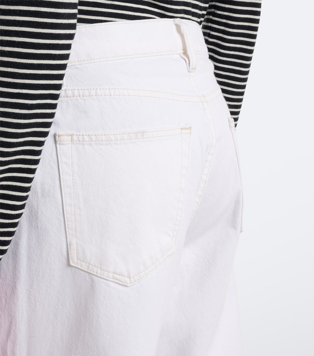 Frame - Crossover Loose wide-leg jeans