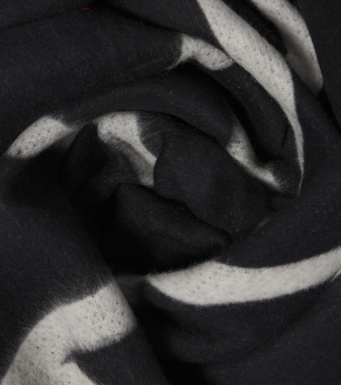 Toteme - Fringed virgin wool scarf