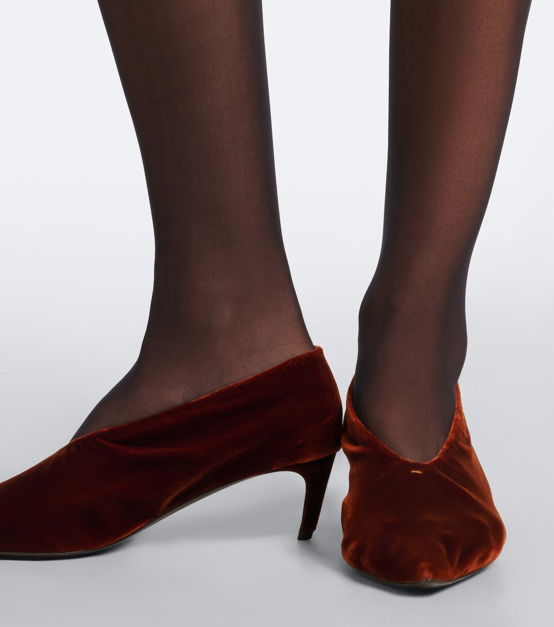 Khaite - Miriam velvet pumps