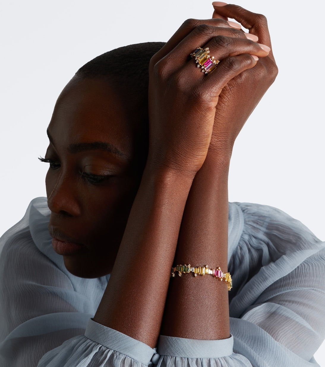 Suzanne Kalan - 18kt gold ring with sapphires and diamonds