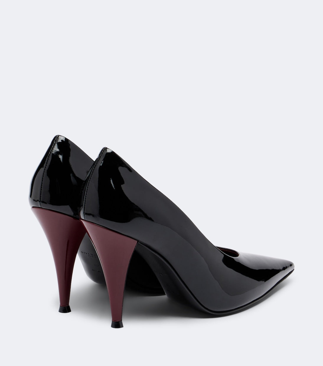 Givenchy - Pointy patent leather pumps