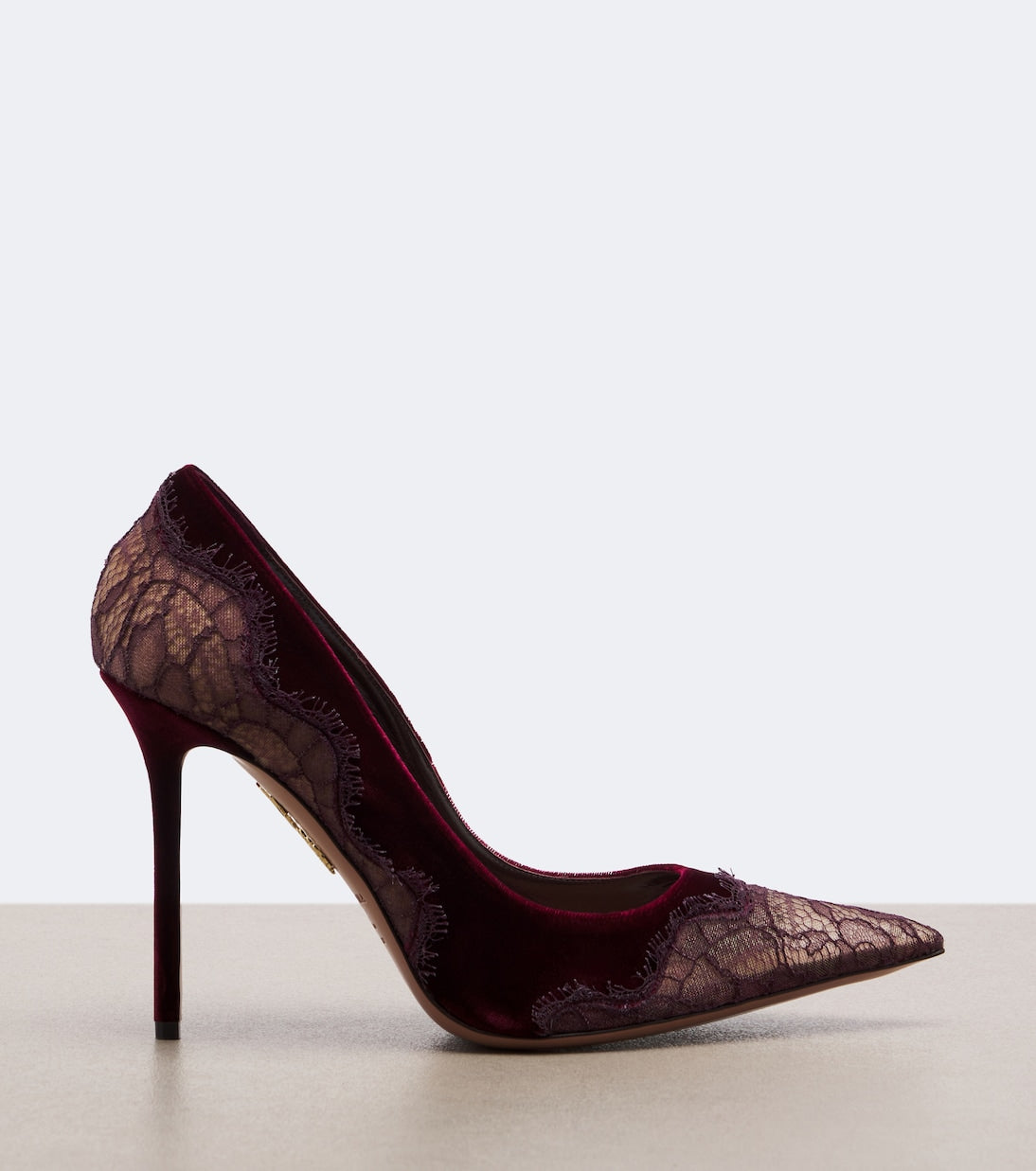 Aquazzura - Meadow lace-trimmed velvet pumps