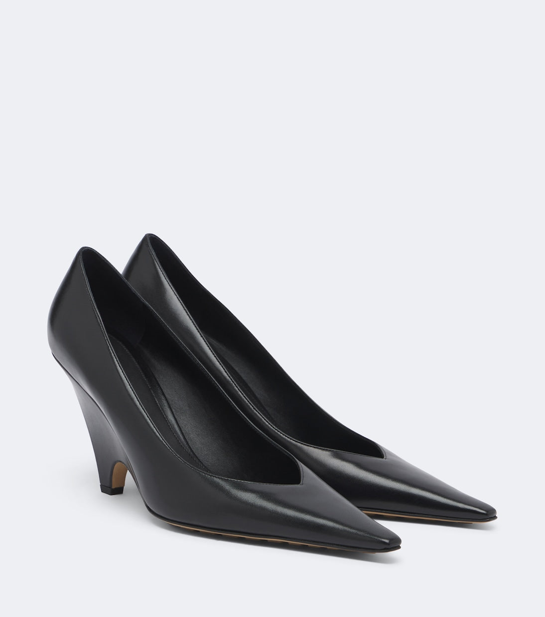 Bottega Veneta - Adut leather pumps