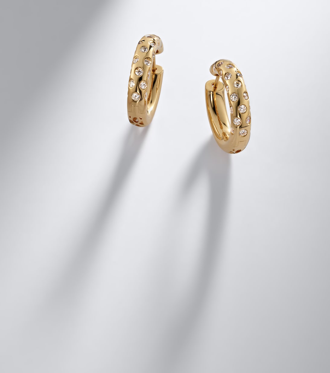 Anita Ko - Cosmo 18kt gold hoop earrings with diamonds