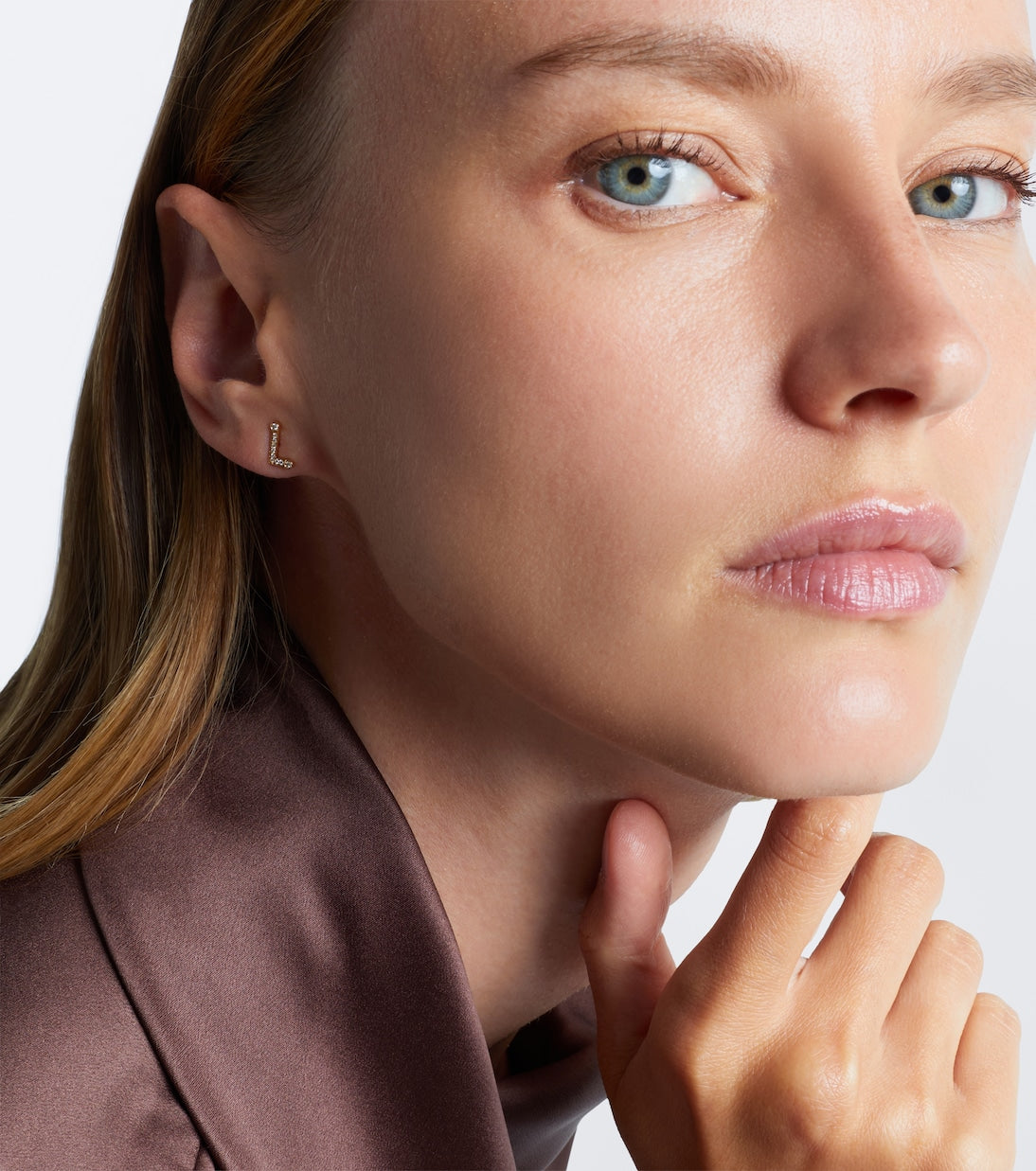 Sophie Bille Brahe - Initial Petite L 18kt gold single earring with diamonds