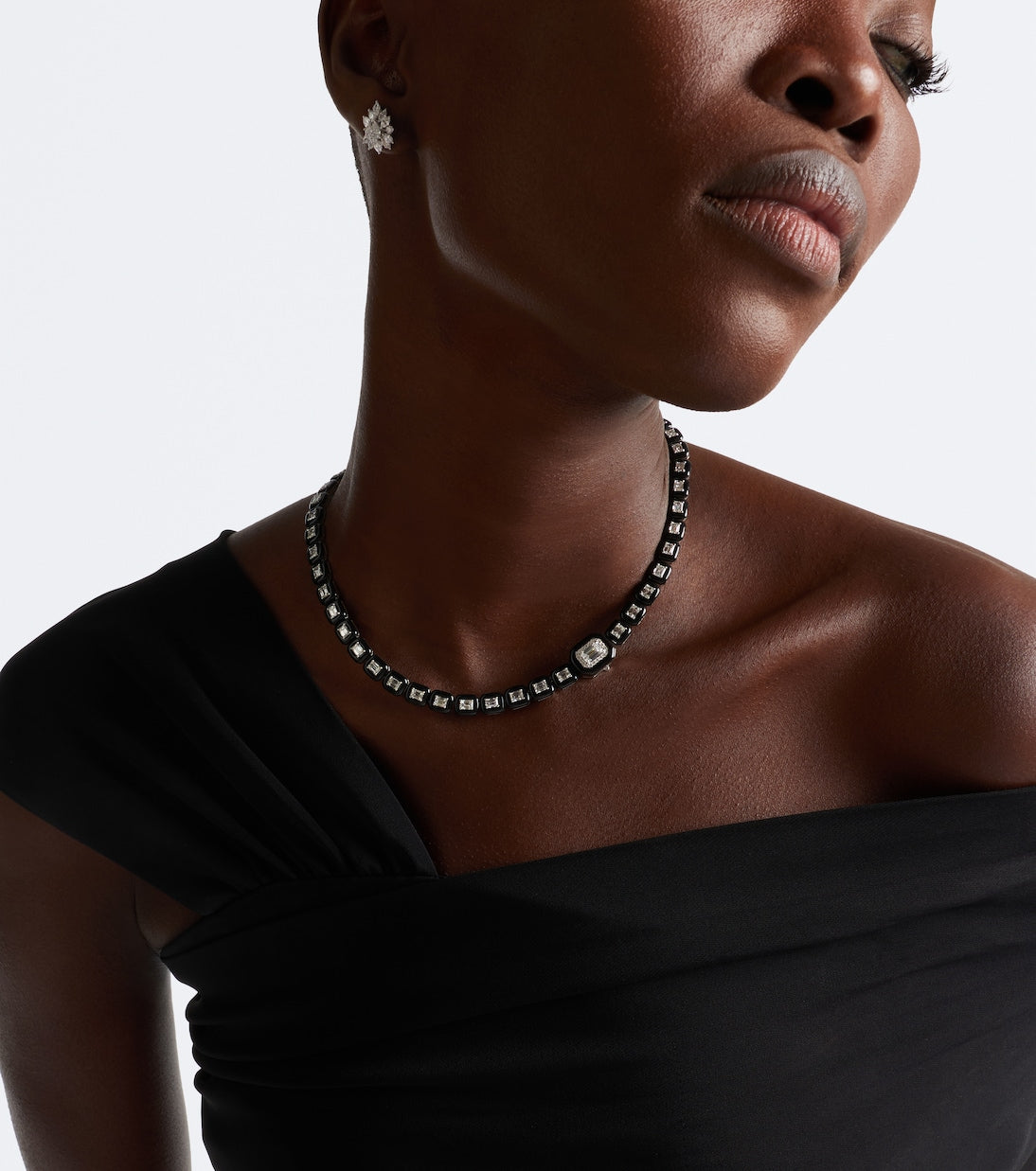 Nikos Koulis - Oui 18kt white gold and enamel necklace with diamonds