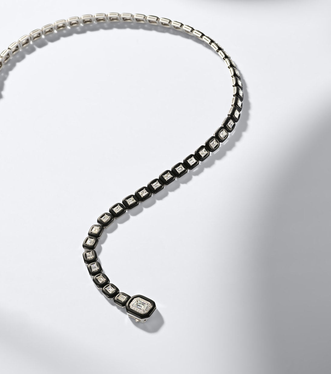 Nikos Koulis - Oui 18kt white gold and enamel necklace with diamonds