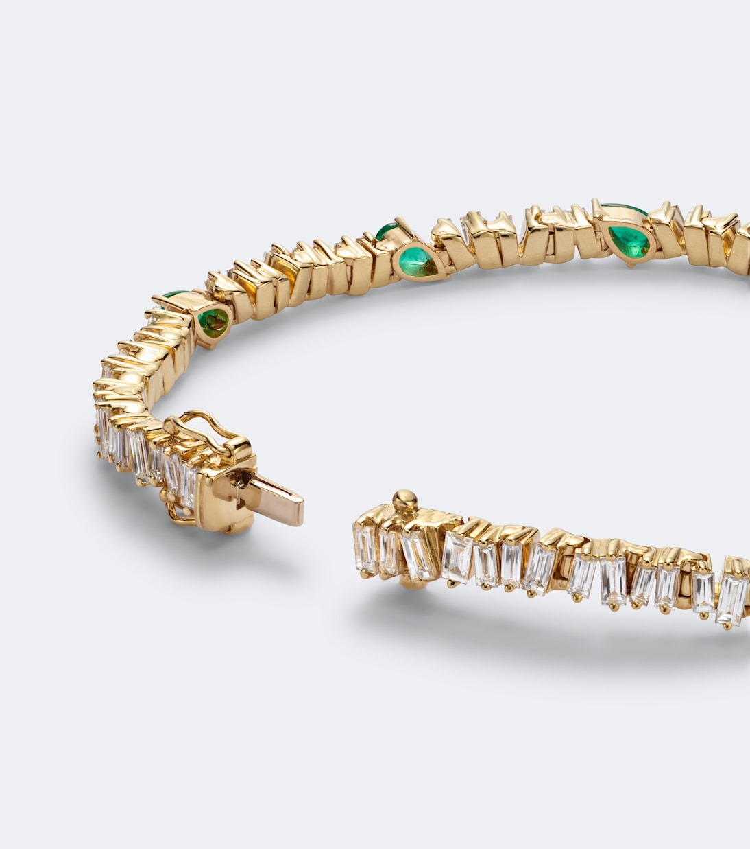 Suzanne Kalan - 18kt gold tennis bracelet with diamonds and emeralds