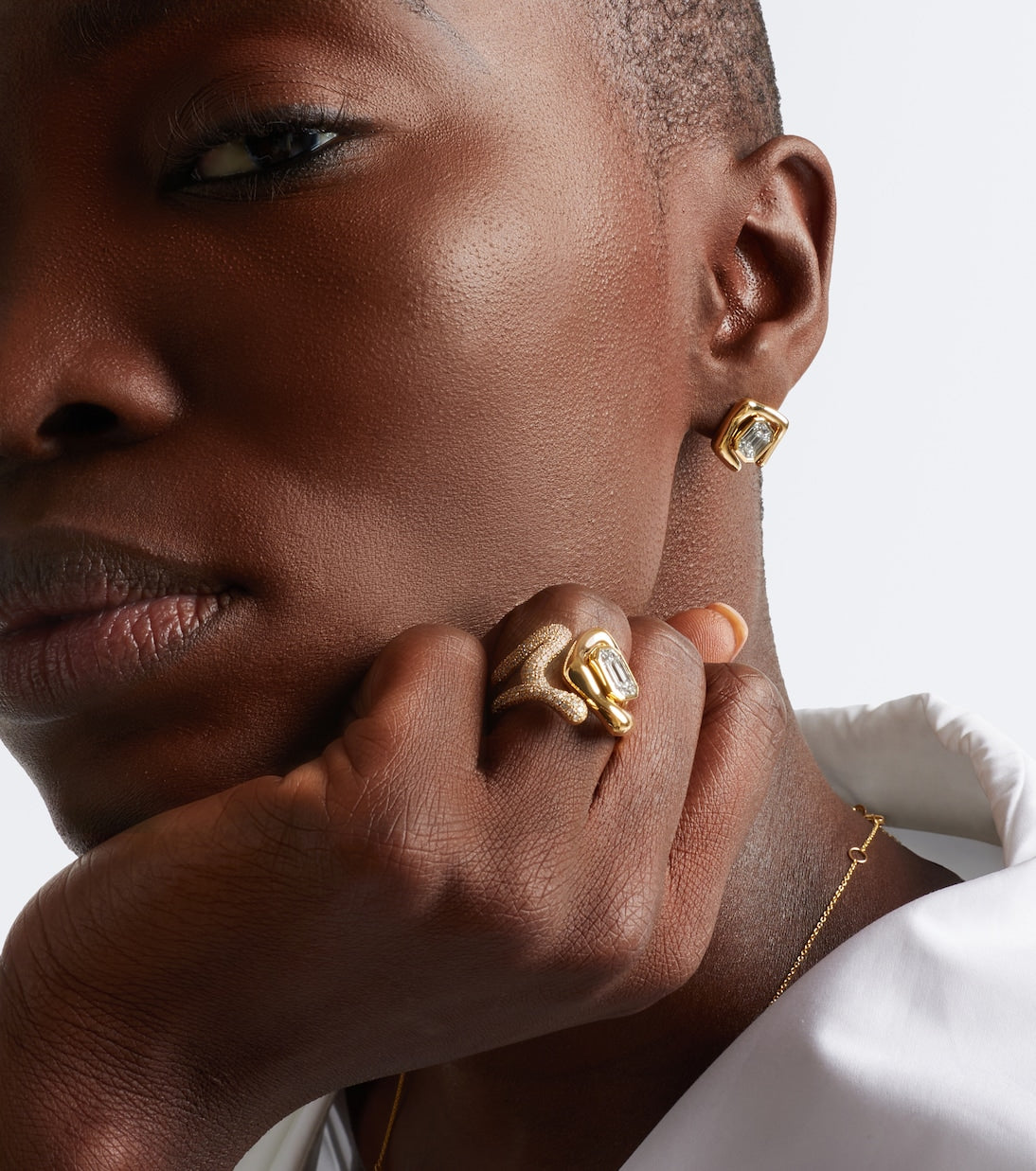 Shay Jewelry - Zar 18kt gold stud earrings with diamonds