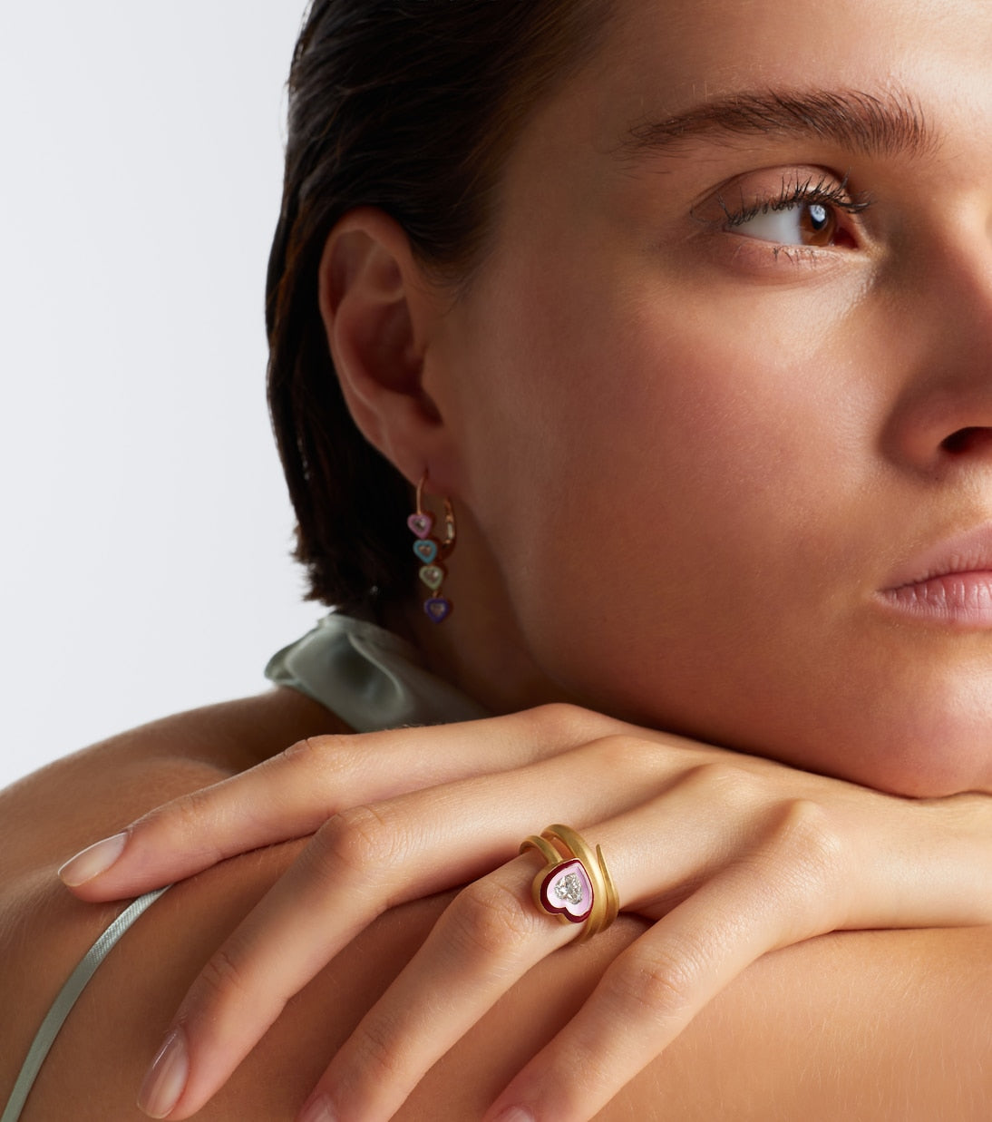 Kamyen - Love Loop 18kt gold and enamel ring with diamond