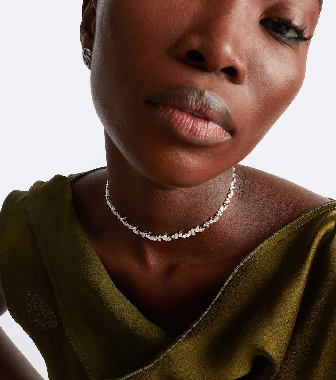 Kamyen - Autumn 18kt white gold and enamel choker with diamonds