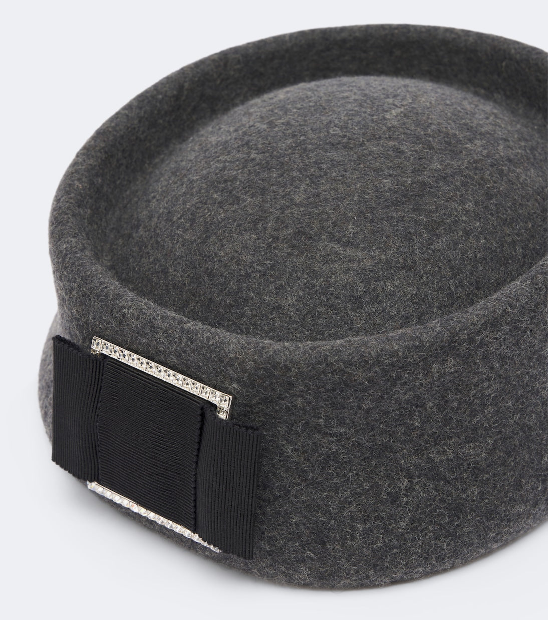Roger Vivier - Embellished wool felt hat