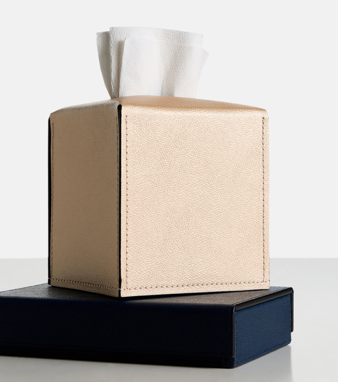 Giobagnara - Leather tissue holder