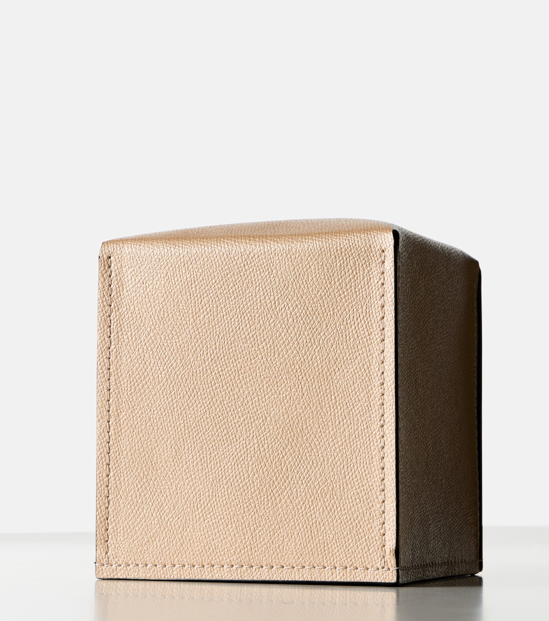 Giobagnara - Leather tissue holder