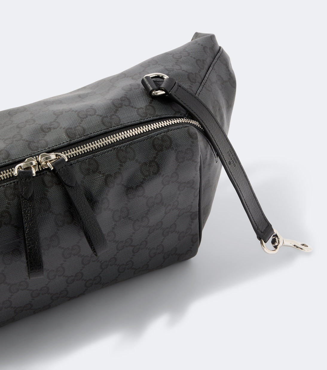 Gucci - Small GG canvas shoulder bag