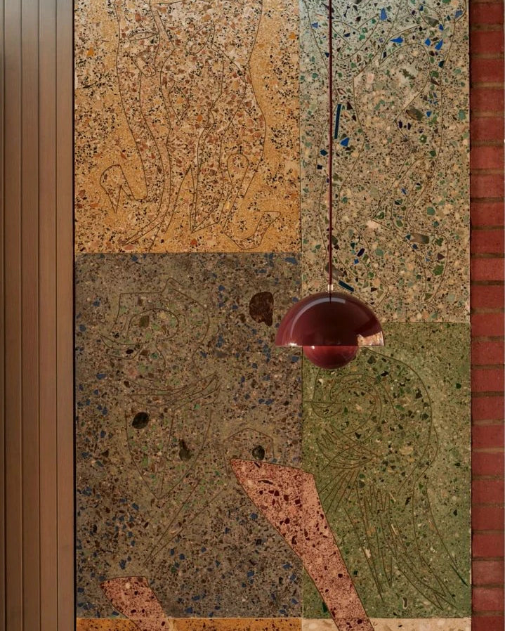 & Tradition - Flowerpot VP1 Pendant Light, Verner Panton, 1968 | Plum